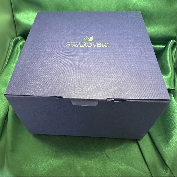 Swarovski Princess Leia Star Wars Figurine 5472787 – Retired Collectible Crystal - Picture 12 of 14